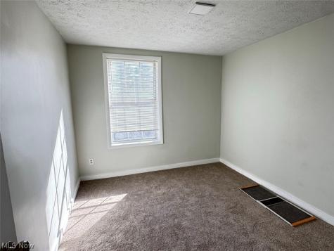 143 Gale Street Akron OH 44302