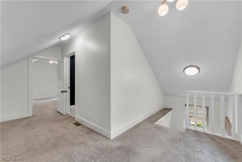5215 Duke Avenue Cleveland OH 44102