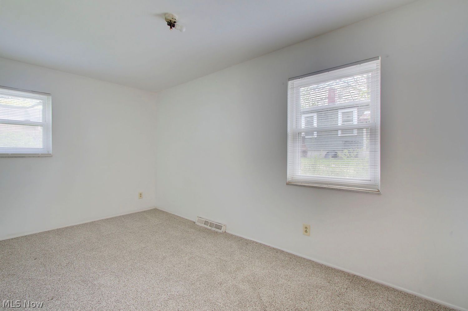 1445 Hyde Park Avenue Akron OH 44310