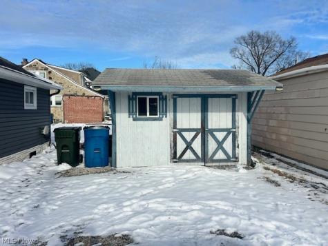845 Shadowrow Avenue Willoughby OH 44094