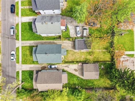 515 E 143rd Street Cleveland OH 44110