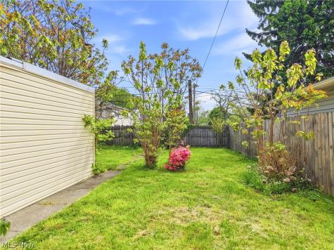 515 E 143rd Street Cleveland OH 44110
