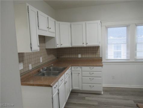 4480 W 148th Street Cleveland OH 44135