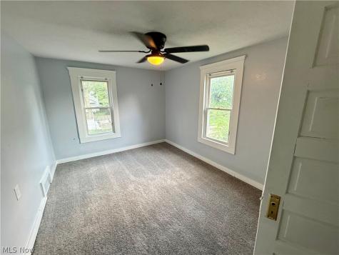 1305 Curtis Street Akron OH 44301
