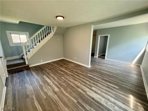 1305 Curtis Street Akron OH 44301