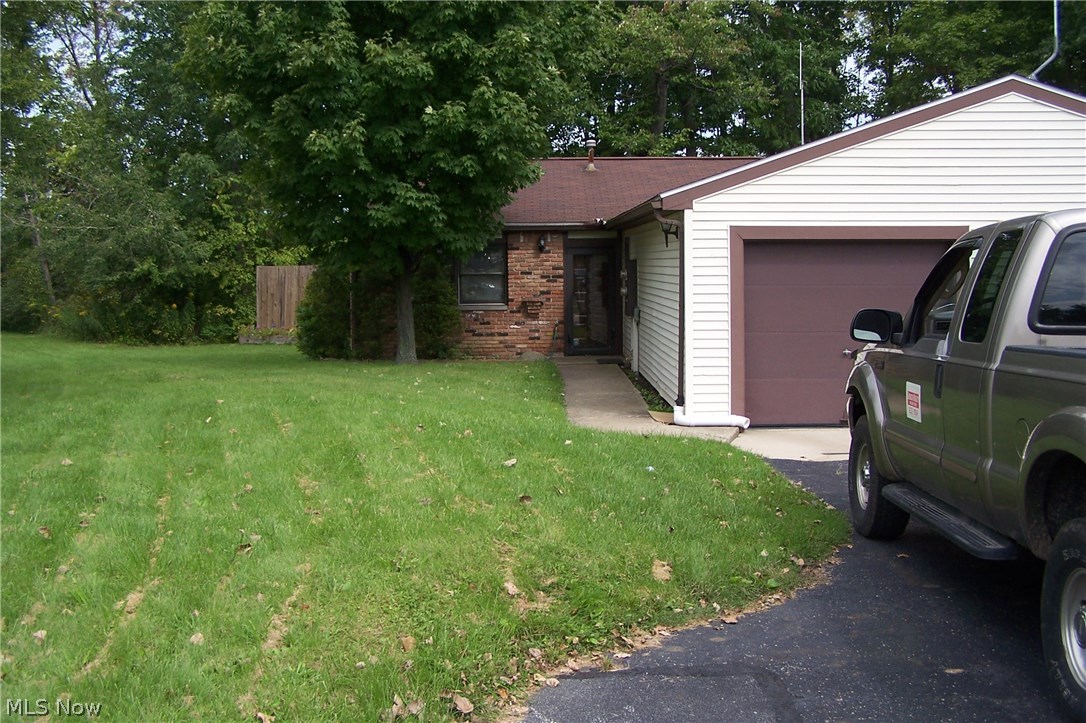 14745 Hillcrest Avenue Middlefield OH 44062