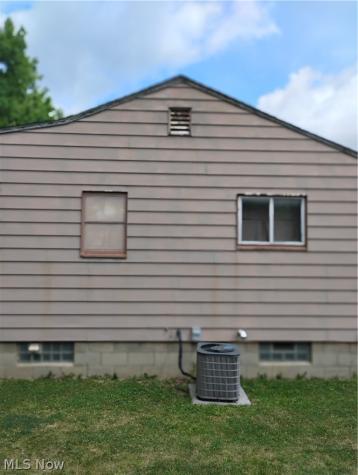 3446 Hadley Avenue Youngstown OH 44505