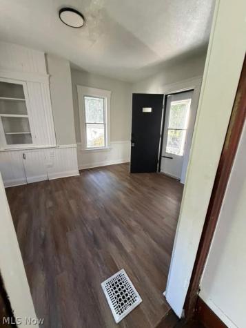 1439 E 110th Street Cleveland OH 44106