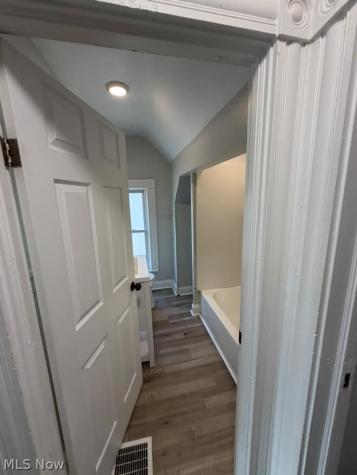 1439 E 110th Street Cleveland OH 44106