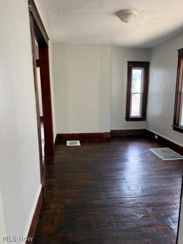 1439 E 110th Street Cleveland OH 44106