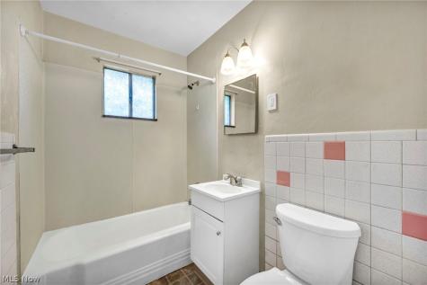 15 Filmore Avenue Cuyahoga Falls OH 44221