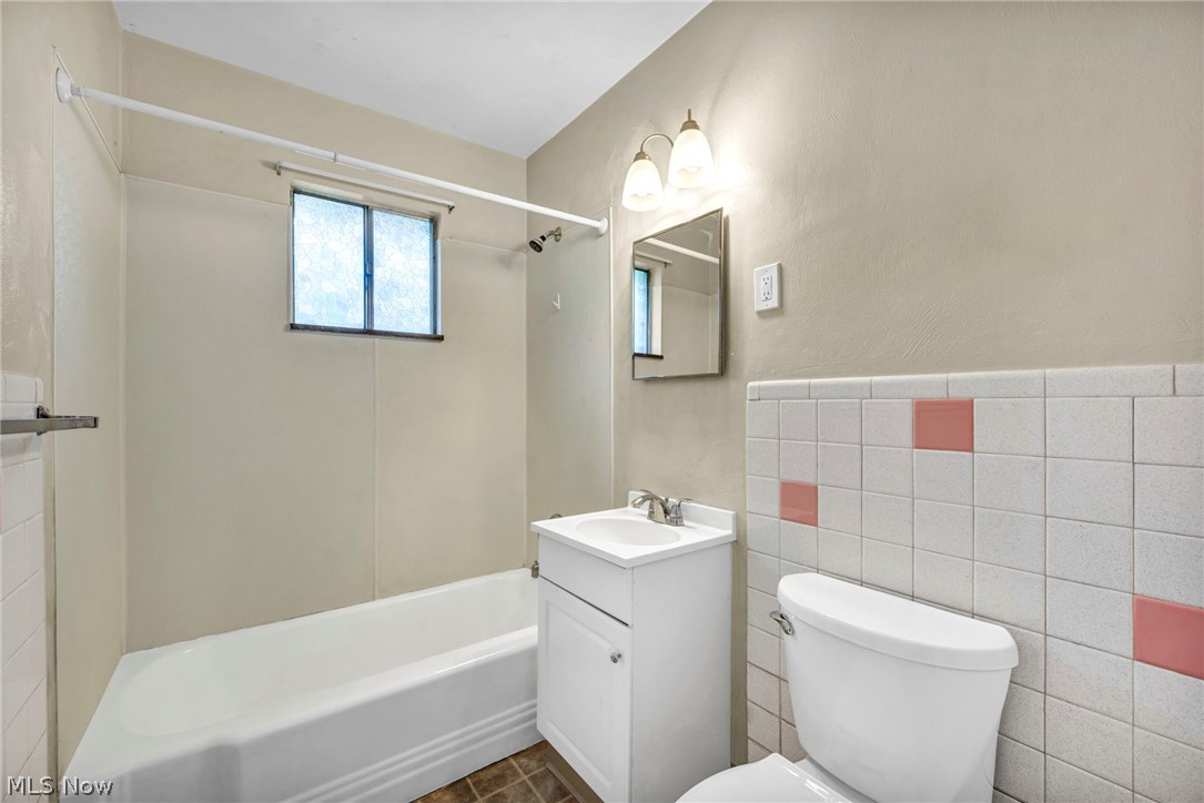 15 Filmore Avenue Cuyahoga Falls OH 44221