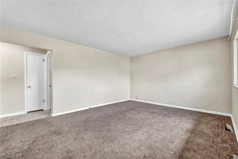 15 Filmore Avenue Cuyahoga Falls OH 44221