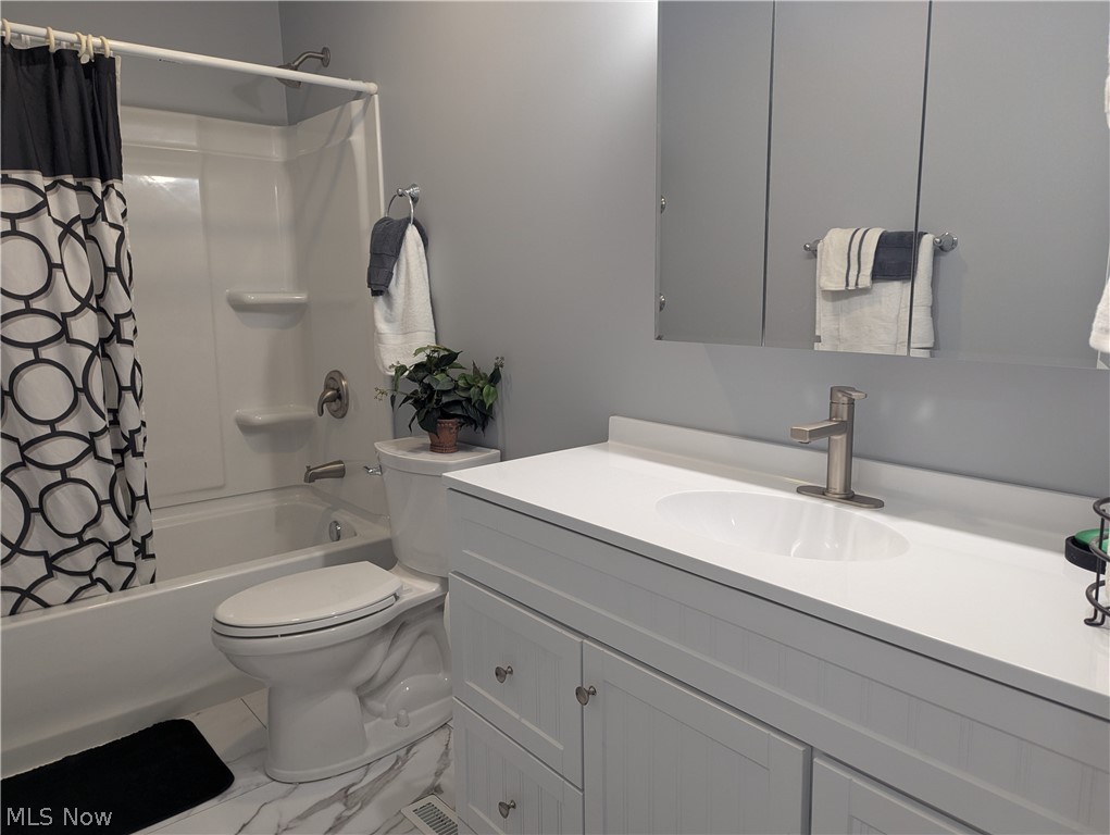 17536 Hosmer Road Middlefield OH 44062