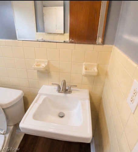 17911 Lake Shore Boulevard Cleveland OH 44119