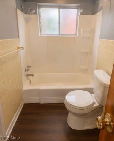 17911 Lake Shore Boulevard Cleveland OH 44119