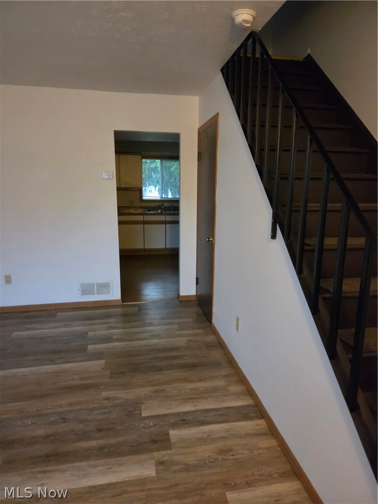 240 Lilac Circle Barberton OH 44203