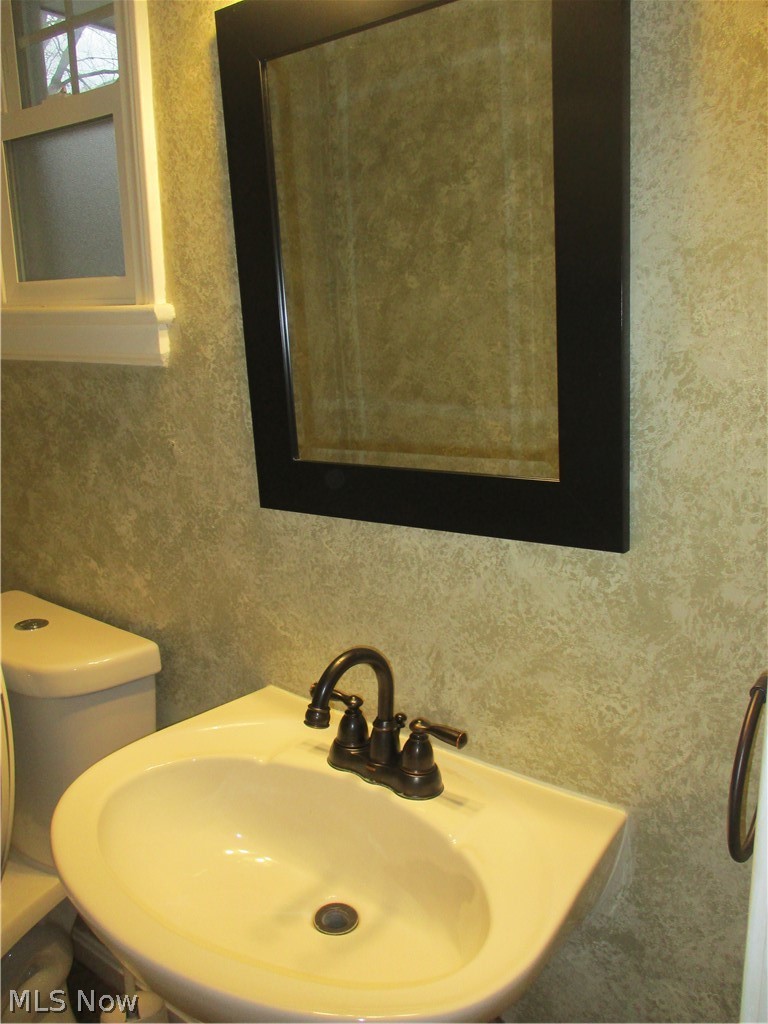 17084 Sunset Drive Chagrin Falls OH 44023