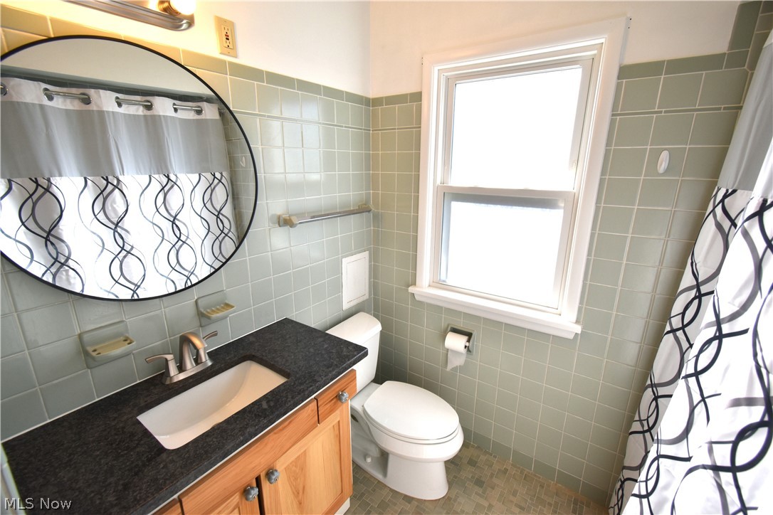 2761 Forestview Avenue Rocky River OH 44116