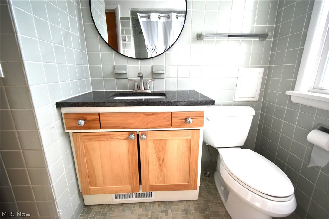 2761 Forestview Avenue Rocky River OH 44116