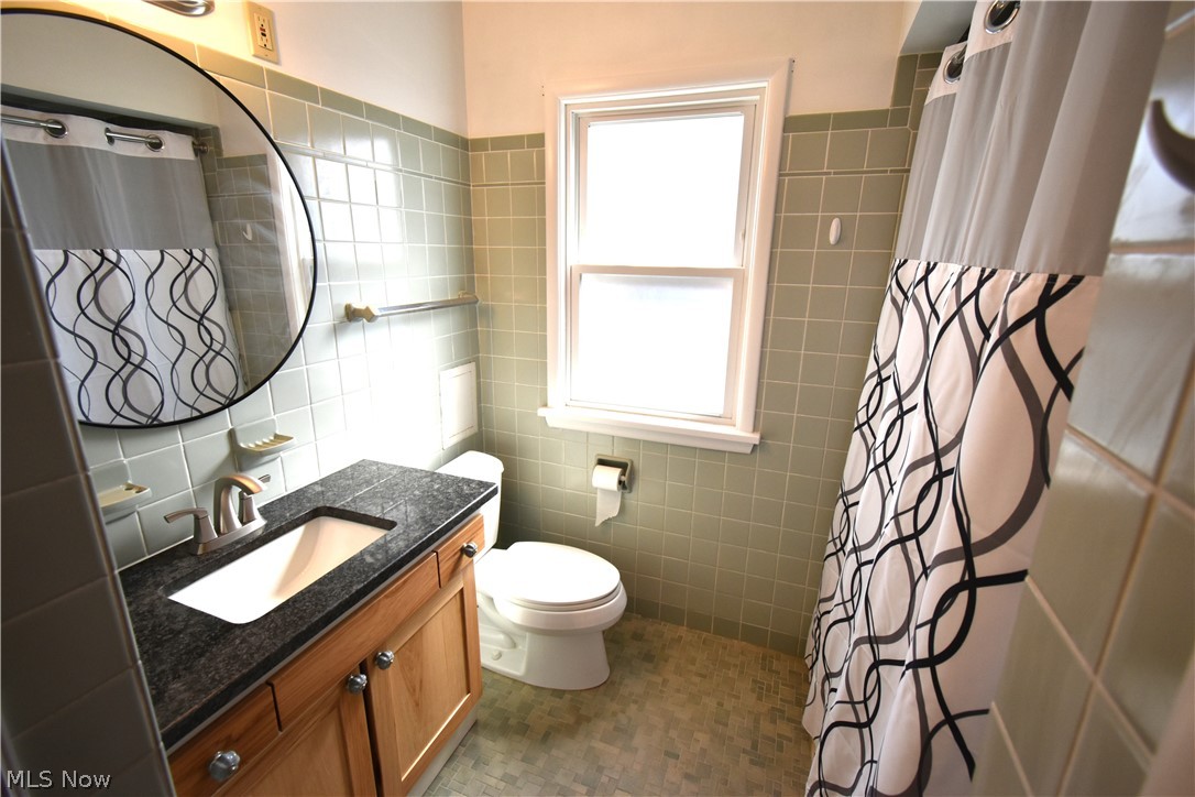 2761 Forestview Avenue Rocky River OH 44116