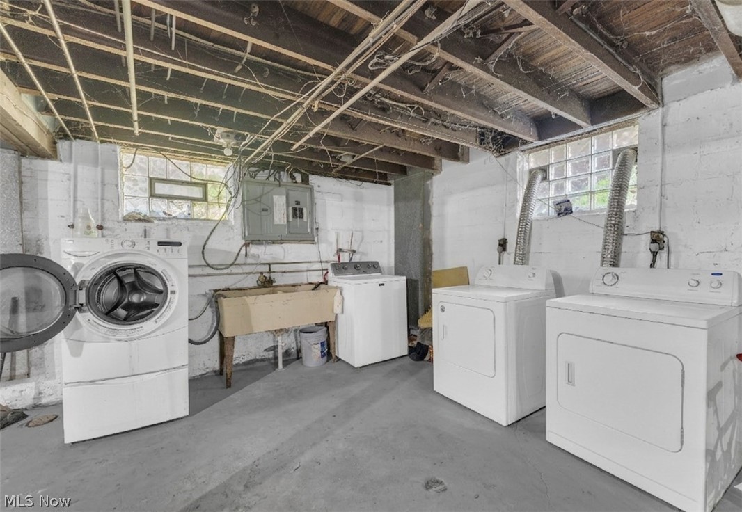 11415 Fidelity Avenue Cleveland OH 44111