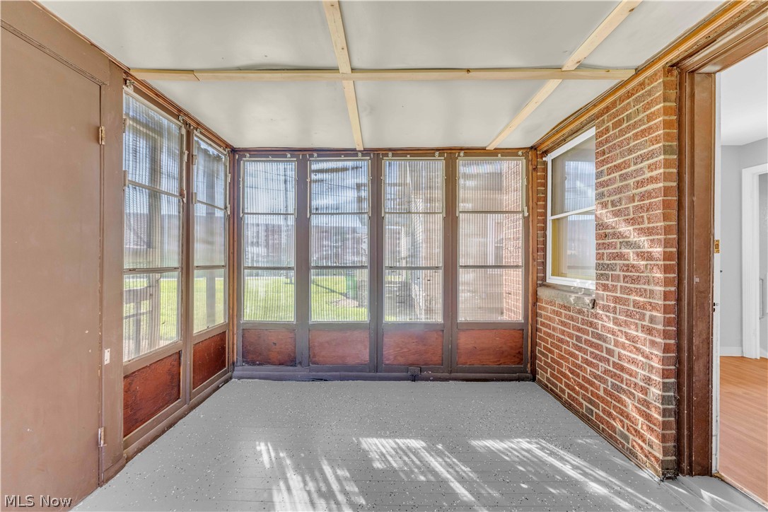 951 E 237th Street Euclid OH 44123