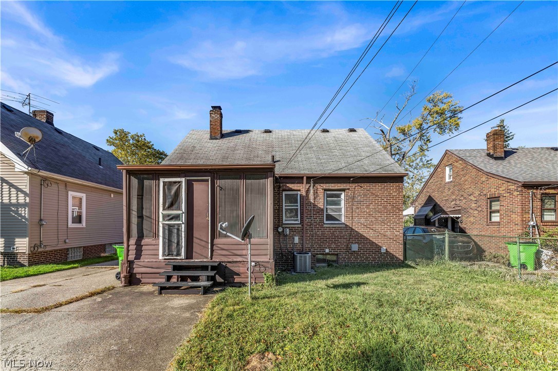 951 E 237th Street Euclid OH 44123
