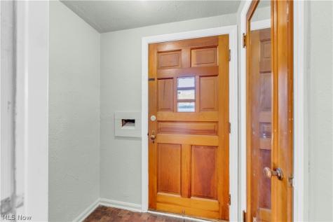 951 E 237th Street Euclid OH 44123
