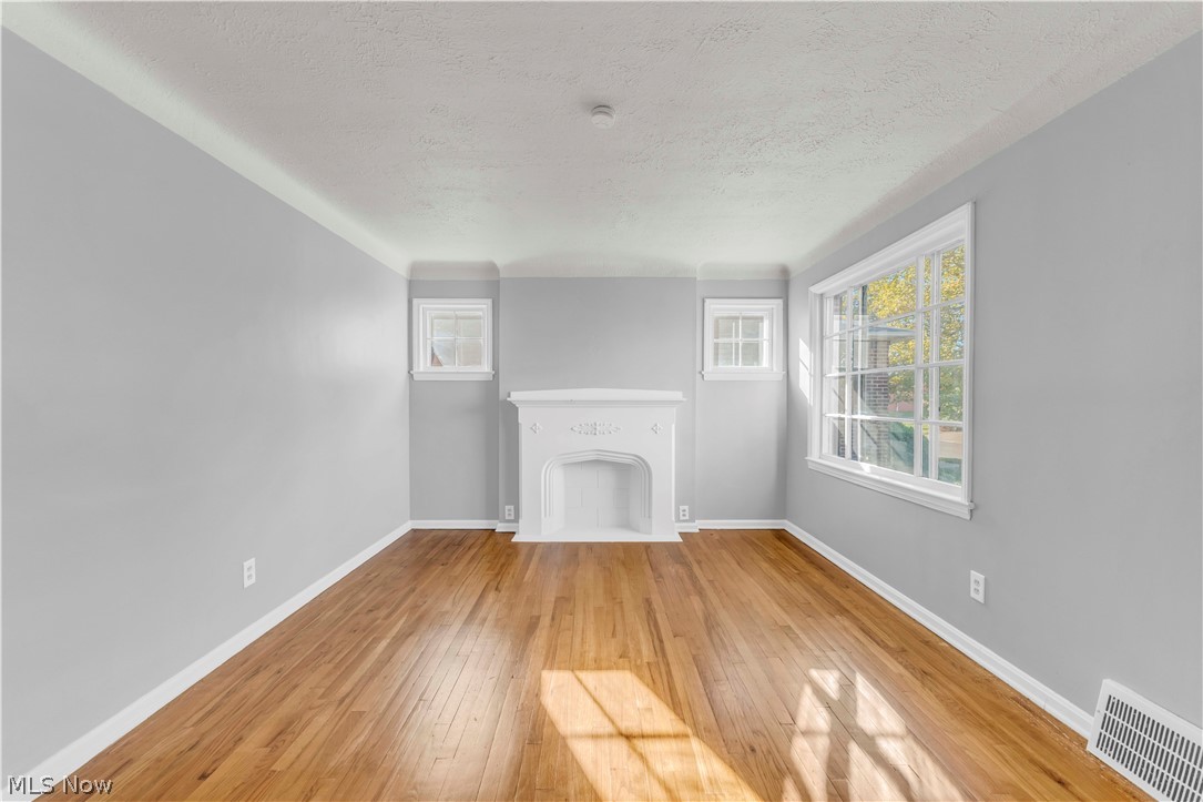 951 E 237th Street Euclid OH 44123