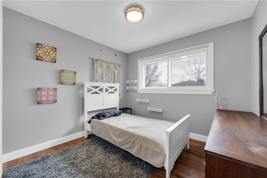 19401 Kilson Avenue Cleveland OH 44135