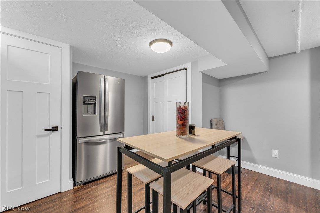 19401 Kilson Avenue Cleveland OH 44135