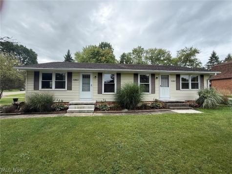 2902 Thackeray Avenue NW Massillon OH 44646