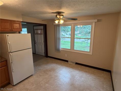 2902 Thackeray Avenue NW Massillon OH 44646