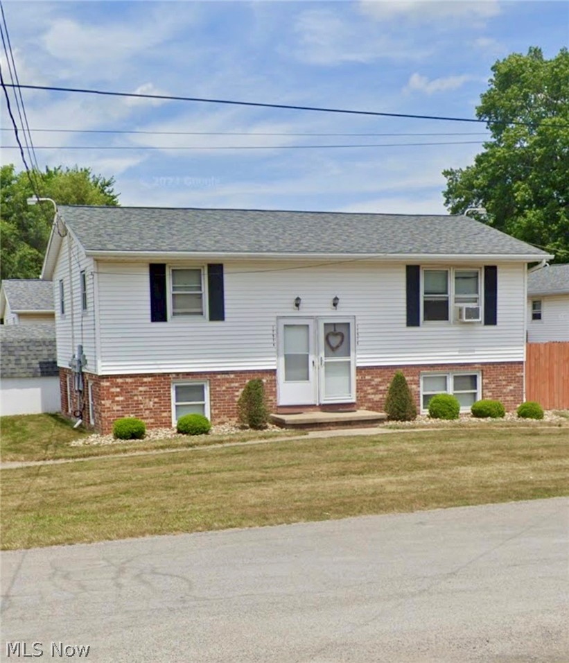 17974 1st Street Beloit OH 44609