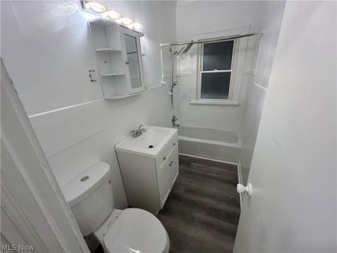 2232 W 103rd Street Cleveland OH 44102