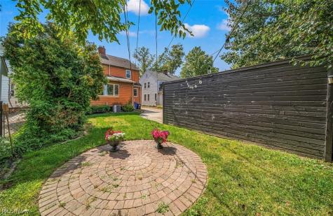 4069 Bushnell Road University Heights OH 44118