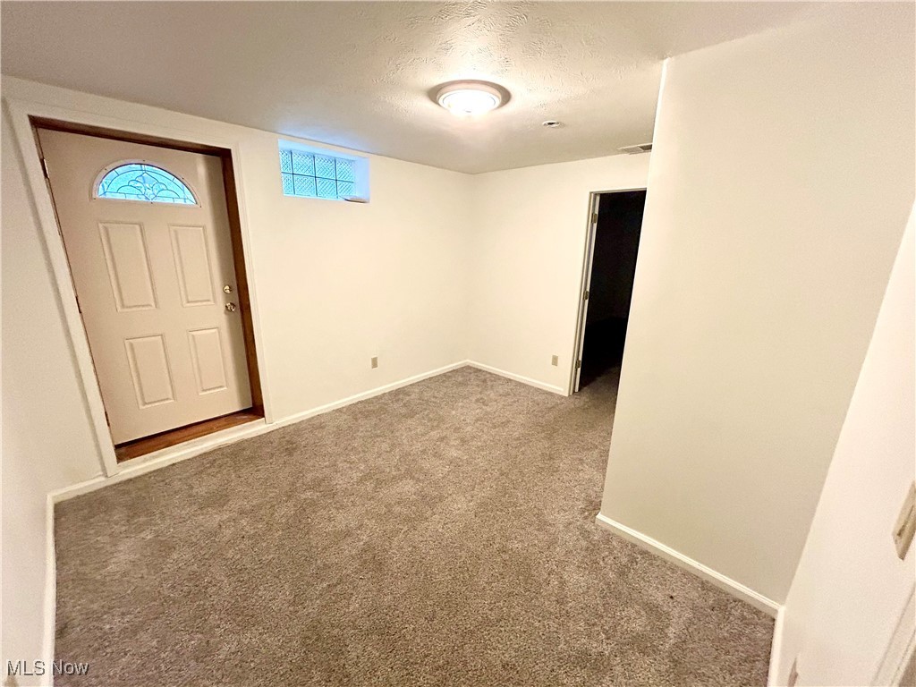 1007 Creek View Drive Cleveland OH 44119