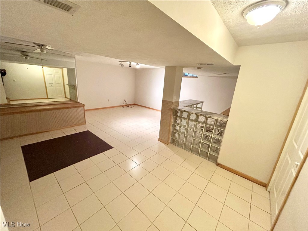 1007 Creek View Drive Cleveland OH 44119