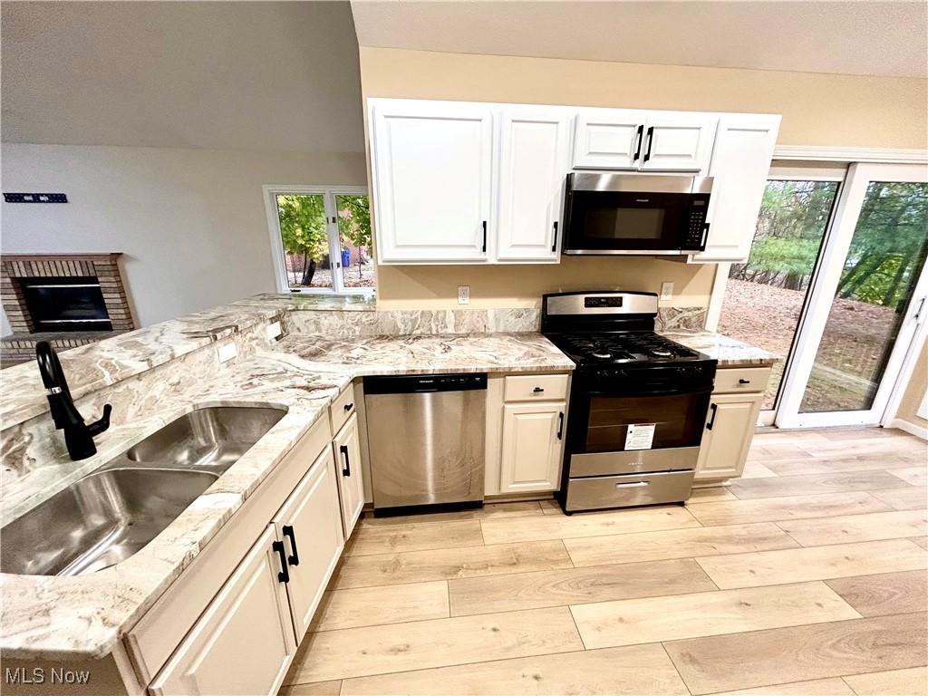 1007 Creek View Drive Cleveland OH 44119