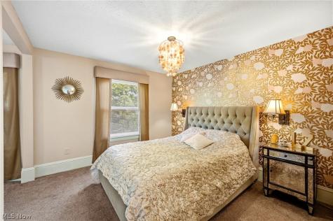 6511 Fir Avenue Cleveland OH 44102