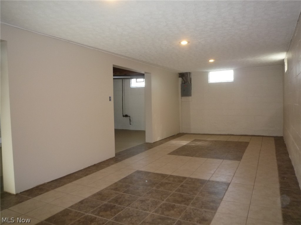 2827 Norwood Street Cuyahoga Falls OH 44221