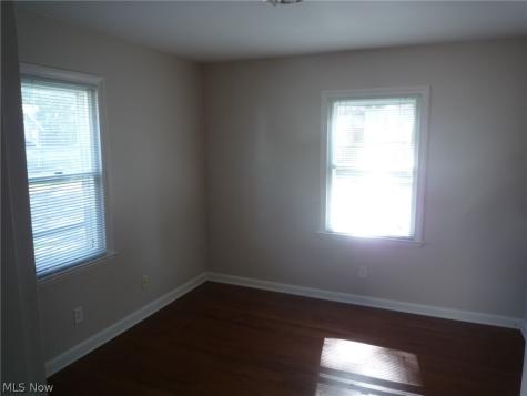 2827 Norwood Street Cuyahoga Falls OH 44221