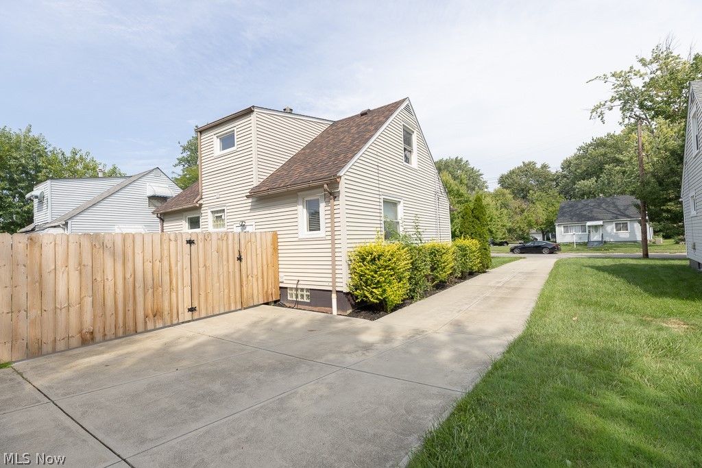15505 Judy Court Cleveland OH 44111