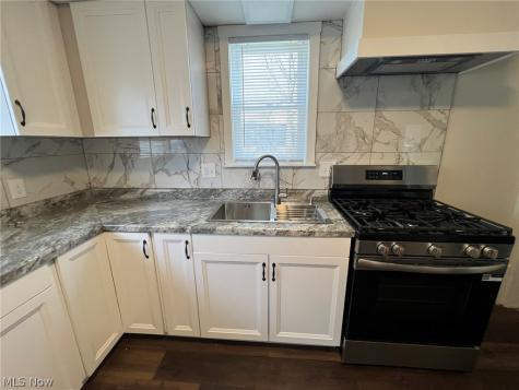 1395 Goodyear Boulevard Akron OH 44305