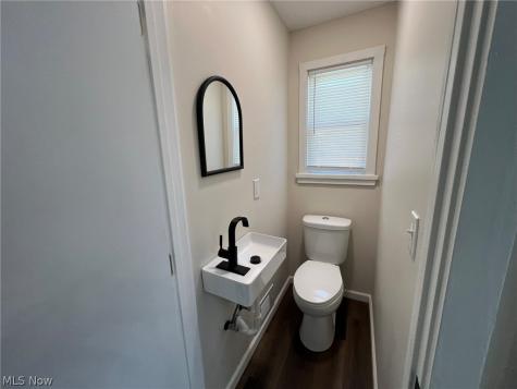 1395 Goodyear Boulevard Akron OH 44305