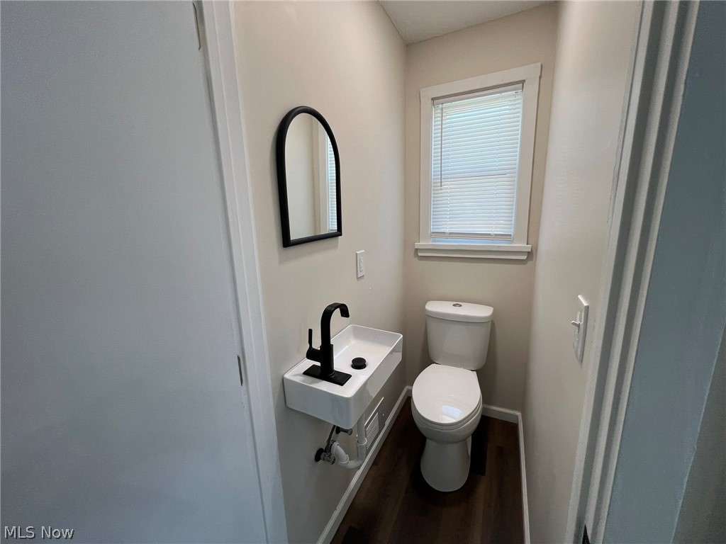 1395 Goodyear Boulevard Akron OH 44305