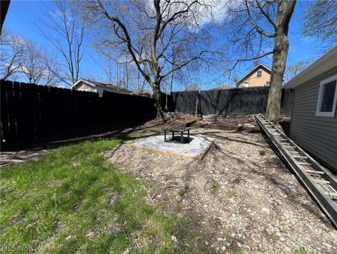 1395 Goodyear Boulevard Akron OH 44305