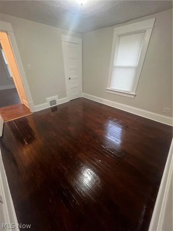716 Grace Avenue Akron OH 44320