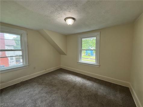 404 Noah Avenue Akron OH 44320